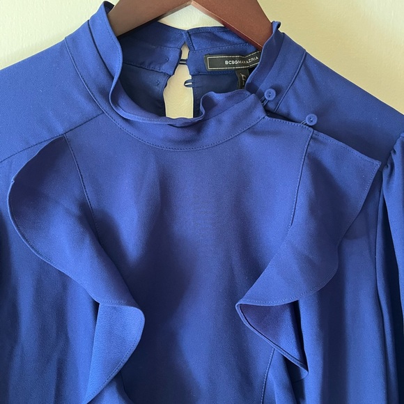 Elegant Blue Ruffle Romper - Picture 2 of 7